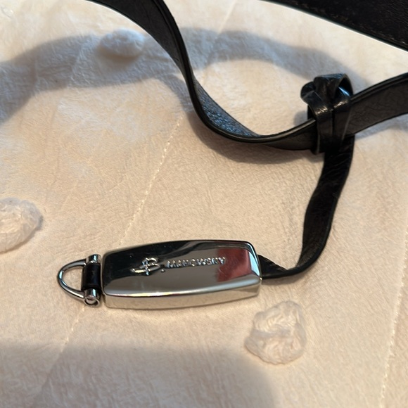 B Makowsky Leather Shoulder bag. Used Condition. See flaws in photos - Picture 6 of 10